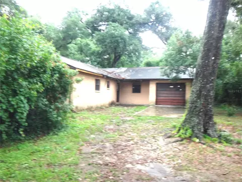 7556 23rd St, Zephyrhills, FL 33540