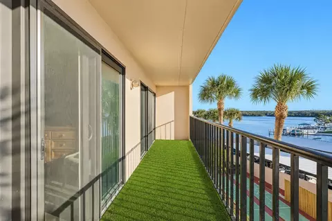 51 Island Way #311, Clearwater Beach, FL 33767