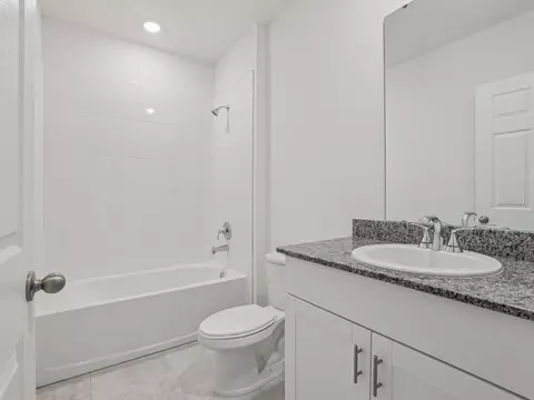 Bath - 2896 Wild Olive Dr, Saint Cloud, FL 34772 photo 2 of 2