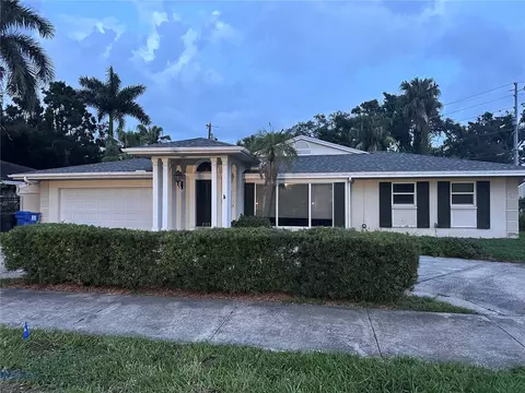 201 Snell Isle Blvd NE, Saint Petersburg, FL 33704
