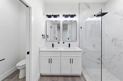 Bath - 7224 Granada Blvd, Sebring, FL 33872 photo 1 of 4