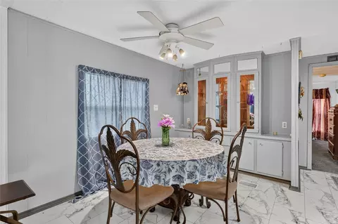 Dining - 842 N Equal Pt, Lecanto, FL 34461 photo 2 of 3