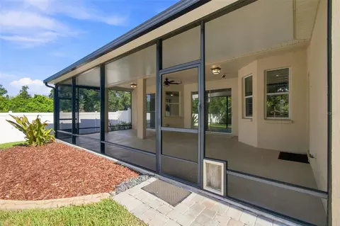 Exterior - 10113 Cannon Dr, Riverview, FL 33578 photo 6 of 17