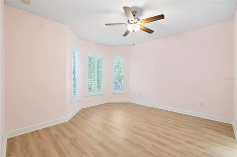 Bedroom - 15910 Ternglade Dr, Lithia, FL 33547 photo 4 of 7