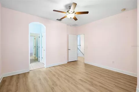 Bedroom - 15910 Ternglade Dr, Lithia, FL 33547 photo 5 of 7