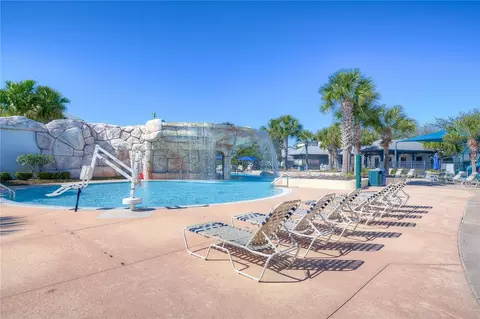 Exterior - 15910 Ternglade Dr, Lithia, FL 33547 photo 18 of 30
