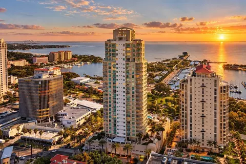 180 Beach Dr NE #502, Saint Petersburg, FL 33701