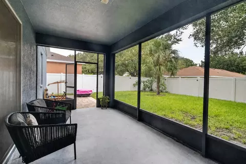 Exterior - 11326 Laurel Brook Ct, Riverview, FL 33569 photo 3 of 4