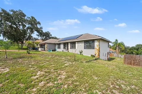 818 Cambridge Way, Lake Wales, FL 33853