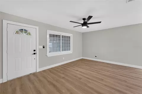 Living - 1229 Oak Valley Dr, Seffner, FL 33584 photo 2 of 4