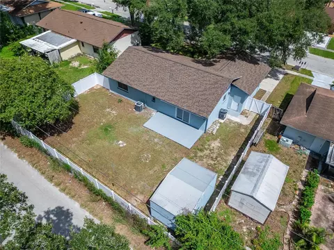 View/Area - 1229 Oak Valley Dr, Seffner, FL 33584 photo 6 of 18