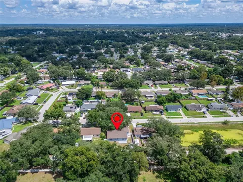 View/Area - 1229 Oak Valley Dr, Seffner, FL 33584 photo 16 of 18
