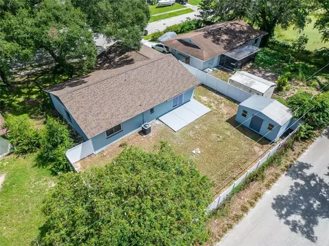View/Area - 1229 Oak Valley Dr, Seffner, FL 33584 photo 1 of 18