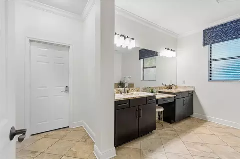 Bath - 1657 Feather Grass Loop, Lutz, FL 33558 photo 7 of 15