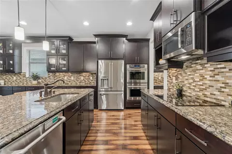 Kitchen - 1657 Feather Grass Loop, Lutz, FL 33558 photo 3 of 8