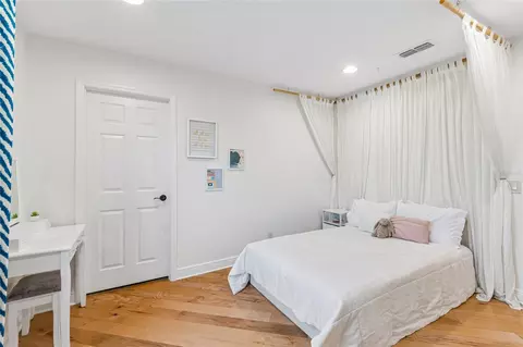Bedroom - 1657 Feather Grass Loop, Lutz, FL 33558 photo 10 of 14