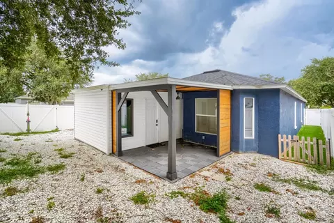 Exterior - 701 Periwinkle Pointe Pl, Seffner, FL 33584 photo 4 of 5