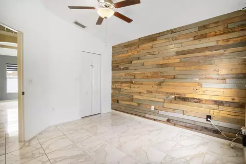 Bedroom - 701 Periwinkle Pointe Pl, Seffner, FL 33584 photo 2 of 4