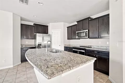 Kitchen - 4755 Somerset Hill Ln, Riverview, FL 33578 photo 6 of 6