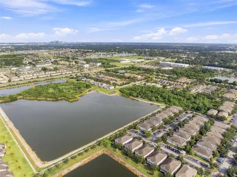 View/Area - 4755 Somerset Hill Ln, Riverview, FL 33578 photo 9 of 12