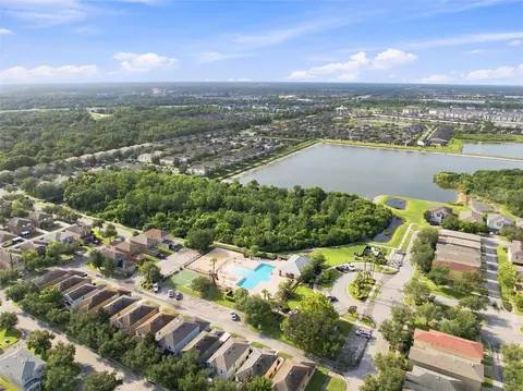 View/Area - 4755 Somerset Hill Ln, Riverview, FL 33578 photo 6 of 12