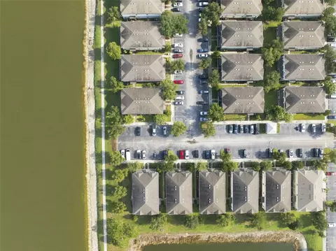 View/Area - 4755 Somerset Hill Ln, Riverview, FL 33578 photo 11 of 12