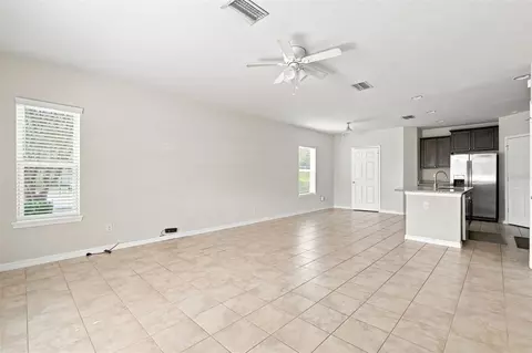 Living - 4755 Somerset Hill Ln, Riverview, FL 33578 photo 1 of 4