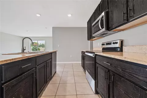 Kitchen - 11722 White Willow Ln, Riverview, FL 33569 photo 3 of 3