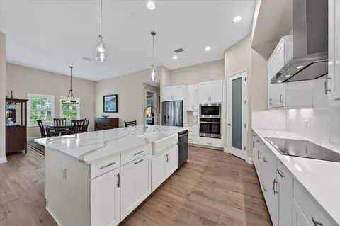Kitchen - 9145 Warm Springs Cir, Parrish, FL 34219 photo 7 of 7