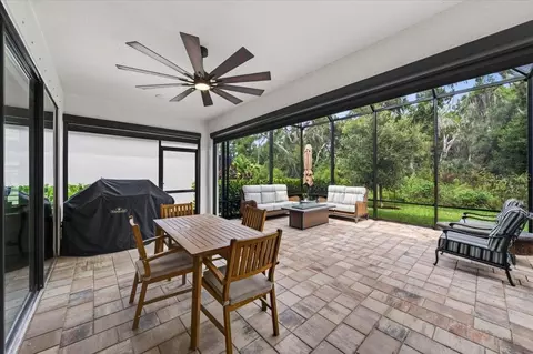 Exterior - 9145 Warm Springs Cir, Parrish, FL 34219 photo 4 of 17