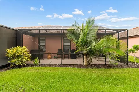 Exterior - 161 Shell Falls Dr, Apollo Beach, FL 33572 photo 5 of 9