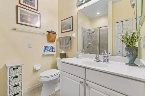 Bath - 161 Shell Falls Dr, Apollo Beach, FL 33572 photo 1 of 3