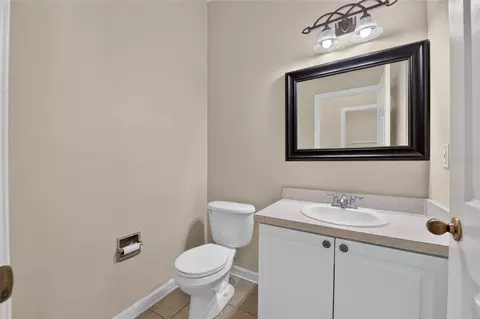 Bath - 24519 Breezy Oak Ct, Lutz, FL 33559 photo 1 of 6
