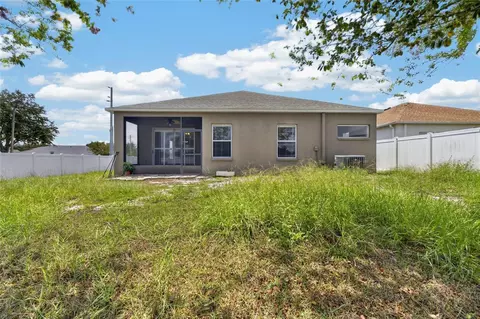 Exterior - 24519 Breezy Oak Ct, Lutz, FL 33559 photo 6 of 8