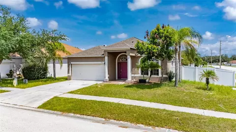 Exterior - 24519 Breezy Oak Ct, Lutz, FL 33559 photo 8 of 8