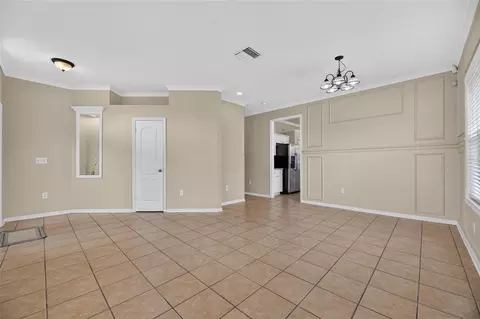 Living - 24519 Breezy Oak Ct, Lutz, FL 33559 photo 2 of 11