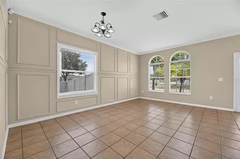 Living - 24519 Breezy Oak Ct, Lutz, FL 33559 photo 4 of 11