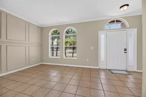 Living - 24519 Breezy Oak Ct, Lutz, FL 33559 photo 5 of 11