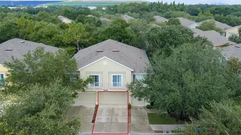 View/Area - 6717 Eagle Feather Dr, Riverview, FL 33578 photo 2 of 8