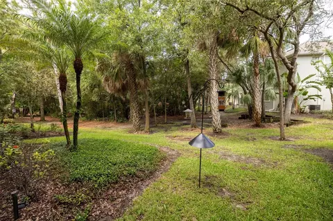 Exterior - 6717 Eagle Feather Dr, Riverview, FL 33578 photo 6 of 7