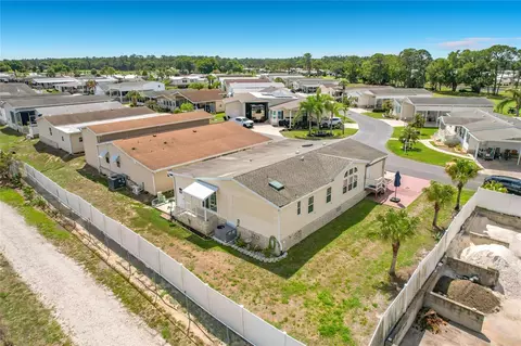 452 Par Dr, Frostproof, FL 33843 photo 2