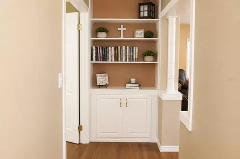 Entry Way - 655 Pinecrest Dr, Bartow, FL 33830 photo 1 of 1