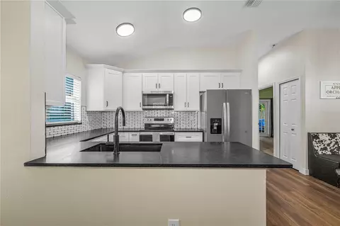 Kitchen - 5229 Mango Fruit St, Seffner, FL 33584 photo 5 of 7