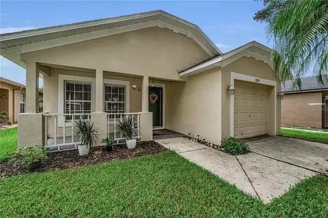 Exterior - 5229 Mango Fruit St, Seffner, FL 33584 photo 2 of 7