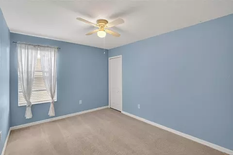 Bedroom - 8435 Hunters Fork Loop, Ruskin, FL 33573 photo 8 of 14