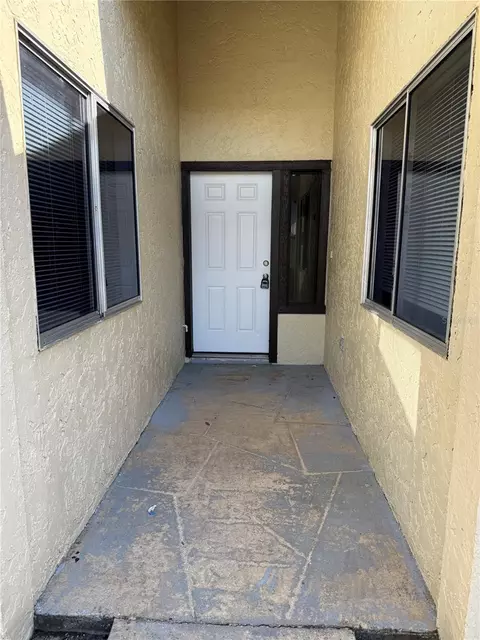192 Dahlia Village Cir #72, Orlando, FL 32807