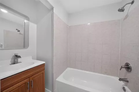 Bath - 774 Hampton Dr NE, Palm Bay, FL 32905 photo 2 of 2