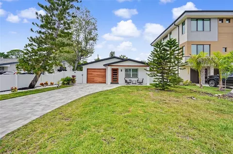 1927 Shore Acres Blvd NE, Saint Petersburg, FL 33703