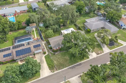 View/Area - 110 Ashbrook Dr, Brandon, FL 33511 photo 3 of 6