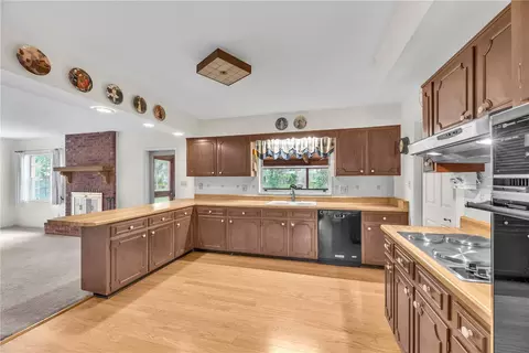 Kitchen - 110 Ashbrook Dr, Brandon, FL 33511 photo 1 of 4